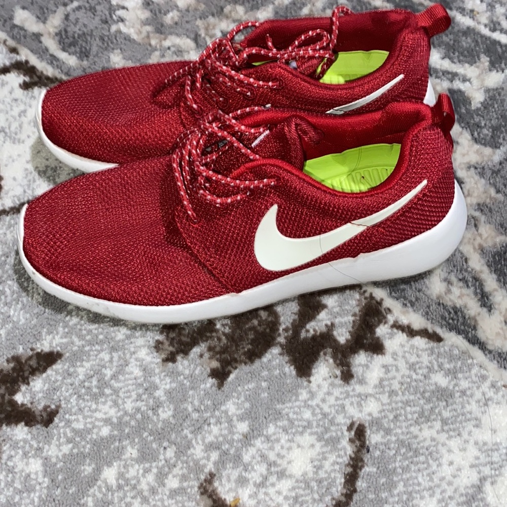 Nike Roshe sneakers
